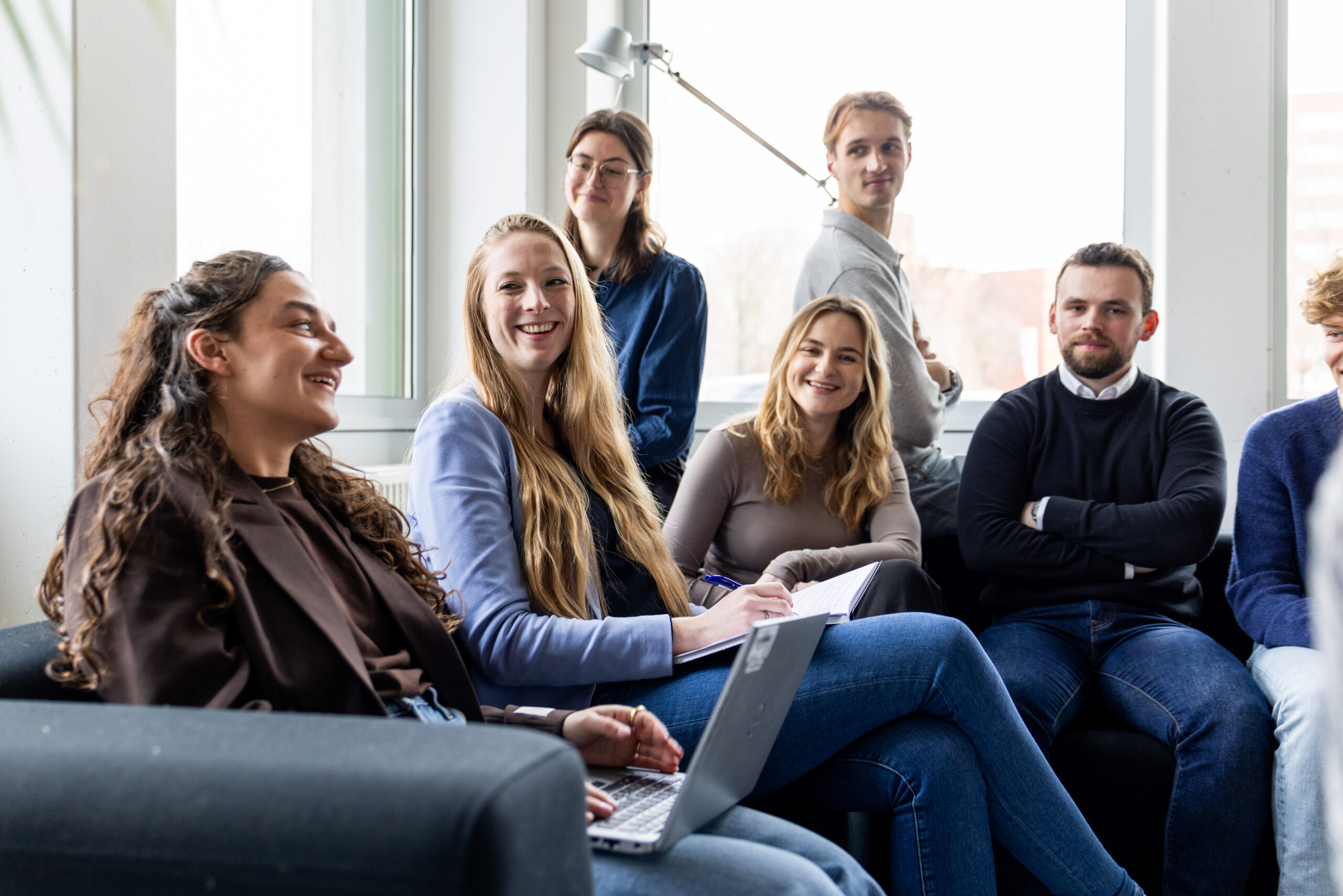 Onze trainees delen hun ervaringen graag: - Video